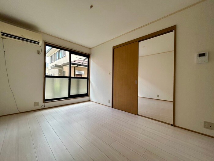 物件内観写真7　(居室)