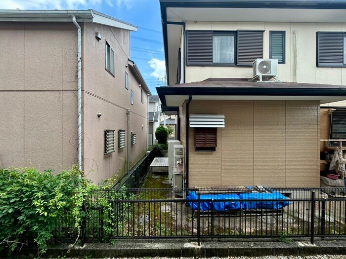 物件内観写真16　(室内からの展望)