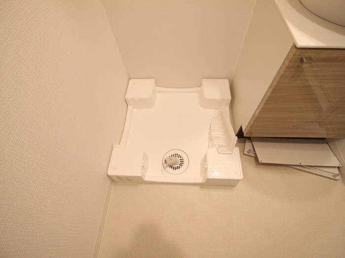 物件内観写真11　(洗濯機置場)