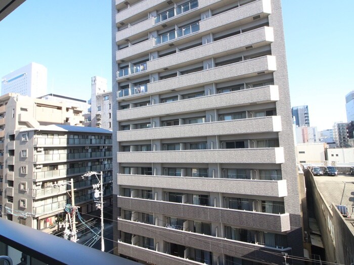 物件内観写真18　(室内からの展望)