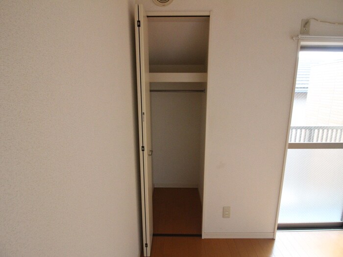 物件内観写真16　(収納)