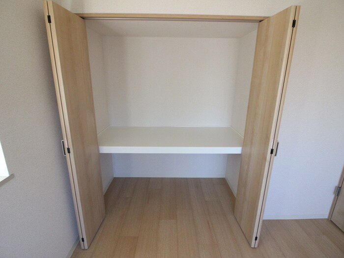 物件内観写真10　(収納)