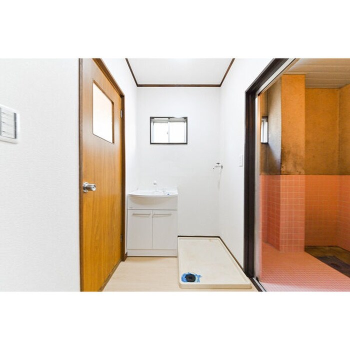 物件内観写真11　(洗面)