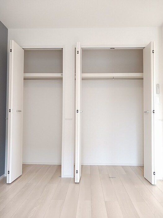 物件内観写真11　(収納)