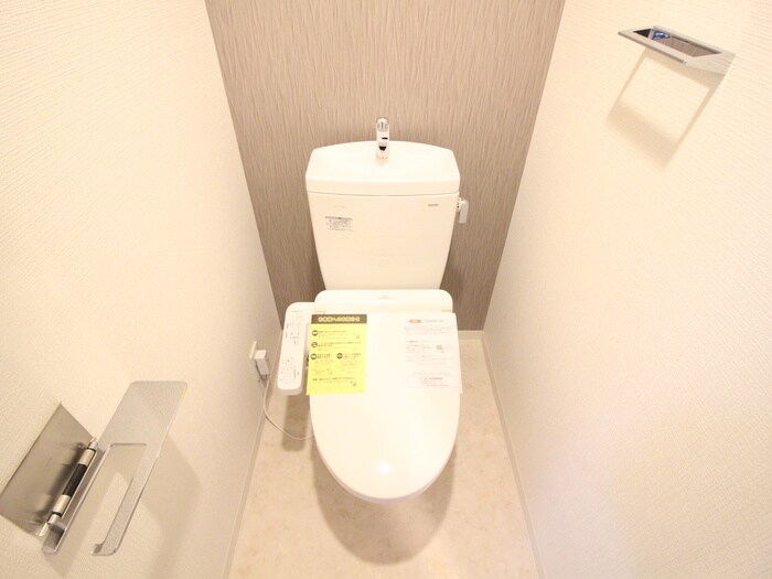 物件内観写真12　(トイレ)