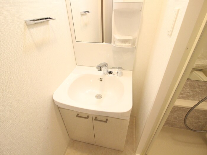 物件内観写真13　(洗面)