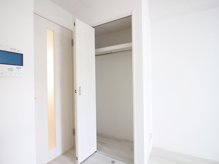 物件内観写真15　(収納)