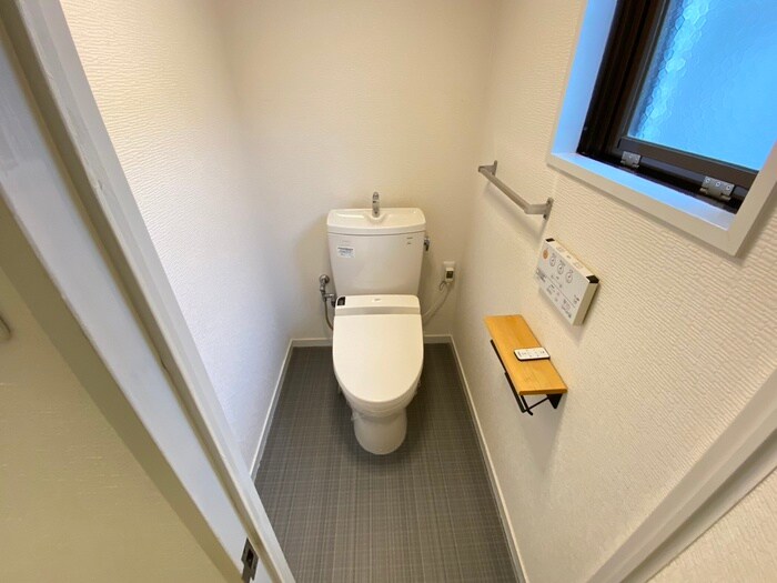 物件内観写真13　(トイレ)