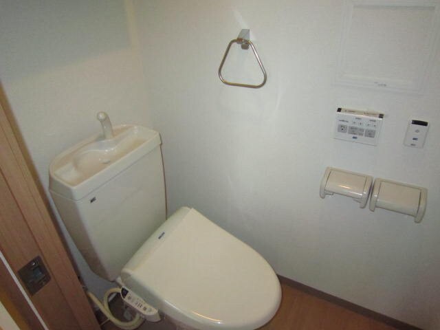 物件内観写真13　(トイレ)