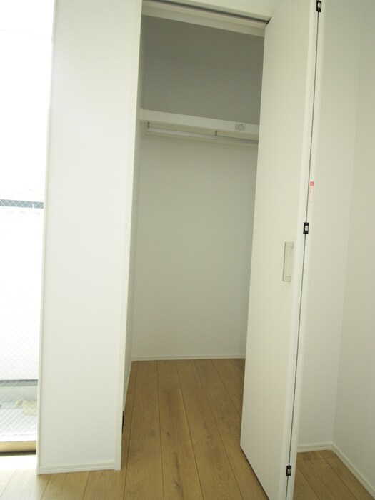 物件内観写真8　(収納)