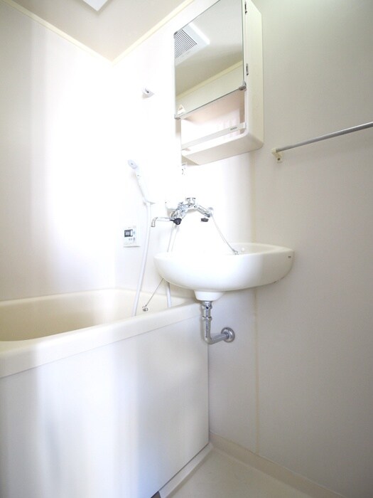 物件内観写真11　(バス／シャワールーム等)