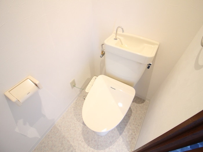 物件内観写真12　(トイレ)