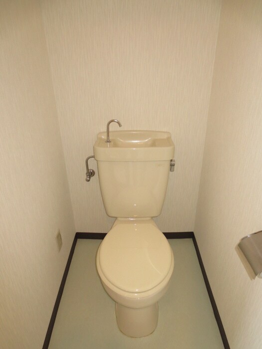 物件内観写真13　(トイレ)