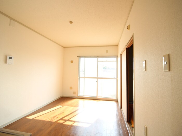 物件内観写真7　(居室)