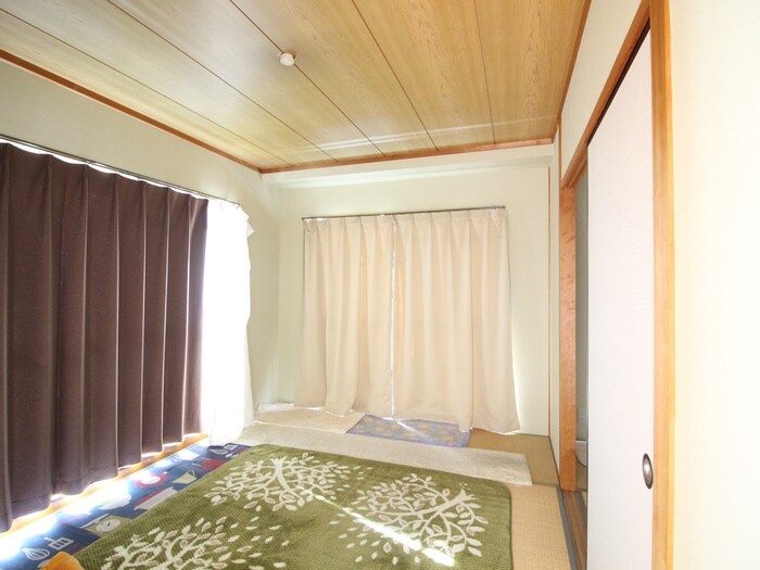 物件内観写真10　(居室)