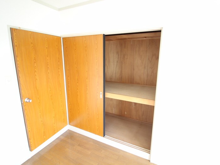 物件内観写真21　(収納)