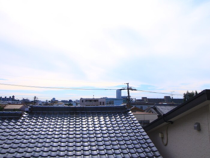 物件内観写真15　(室内からの展望)