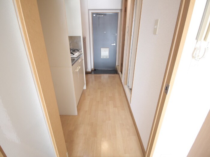 物件内観写真19　(廊下)