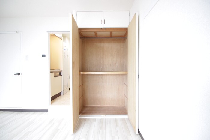 物件内観写真10　(収納)