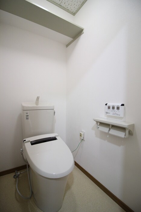 物件内観写真12　(トイレ)