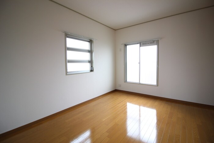 物件内観写真19　(居室)