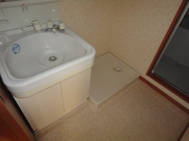 物件内観写真13　(洗面)