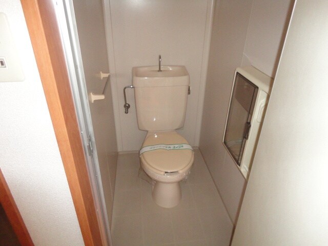 物件内観写真15　(トイレ)