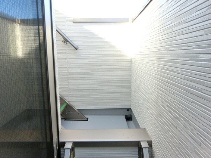 物件内観写真20　(廊下)