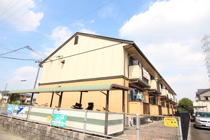 物件外観写真1　(外観写真)