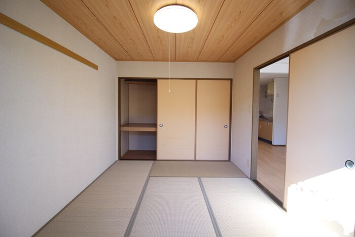 物件内観写真16　(収納)