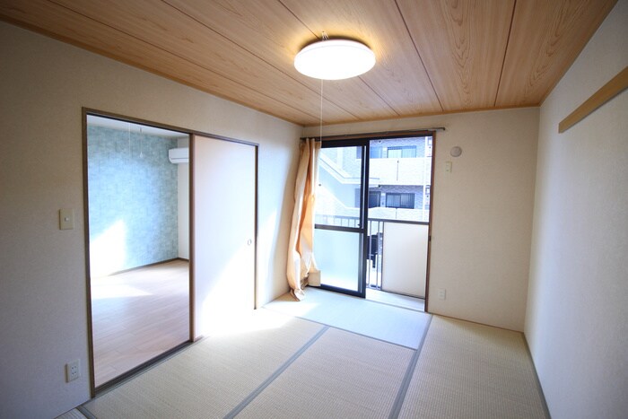 物件内観写真18　(居室)