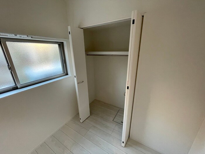 物件内観写真13　(収納)