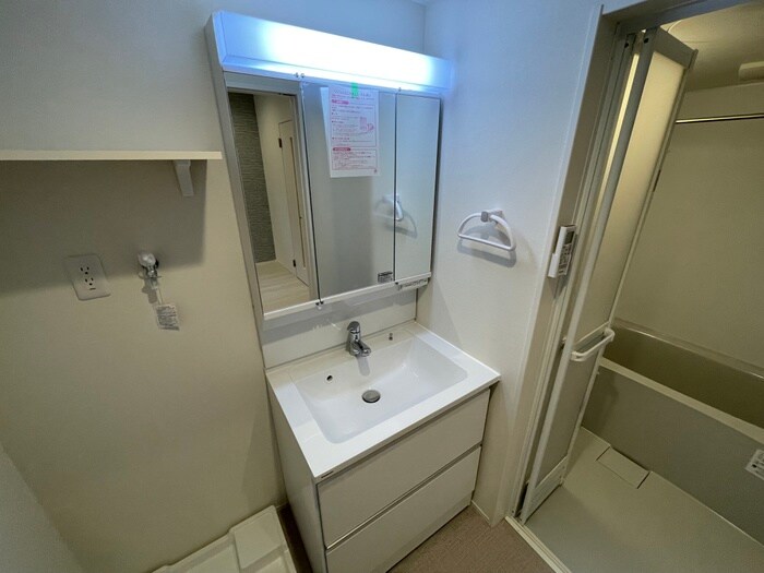 物件内観写真15　(洗面)