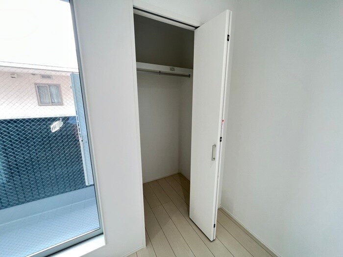物件内観写真10　(収納)