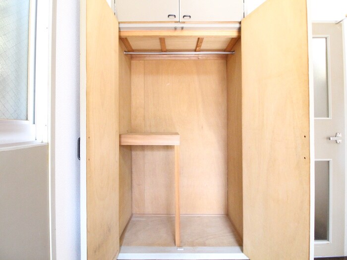 物件内観写真12　(収納)