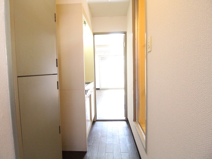 物件内観写真20　(廊下)