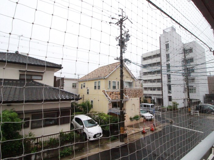 物件内観写真22　(室内からの展望)