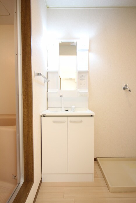 物件内観写真8　(洗面)