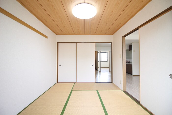 物件内観写真11　(居室)