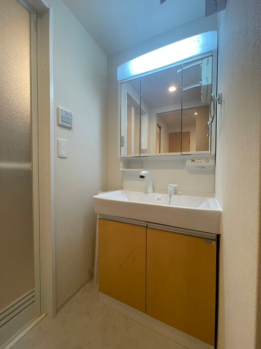 物件内観写真14　(洗面)