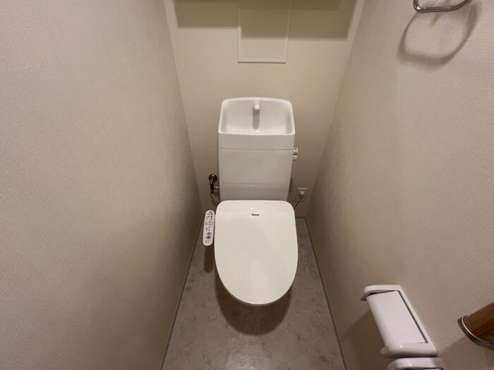 物件内観写真15　(トイレ)