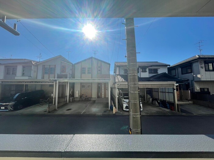 物件内観写真16　(室内からの展望)