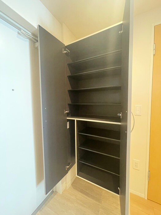 物件内観写真18　(靴箱)