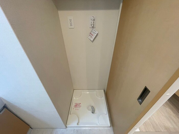 物件内観写真19　(洗濯機置場)