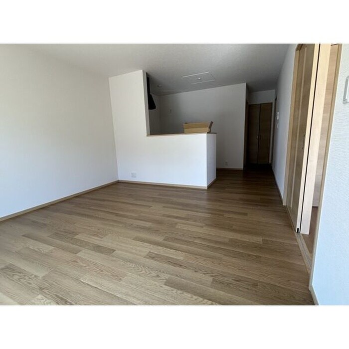 物件内観写真5　(居室)