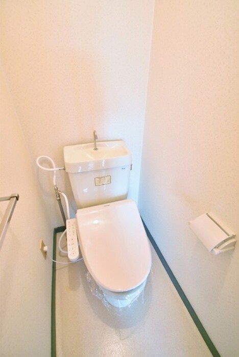 物件内観写真7　(トイレ)