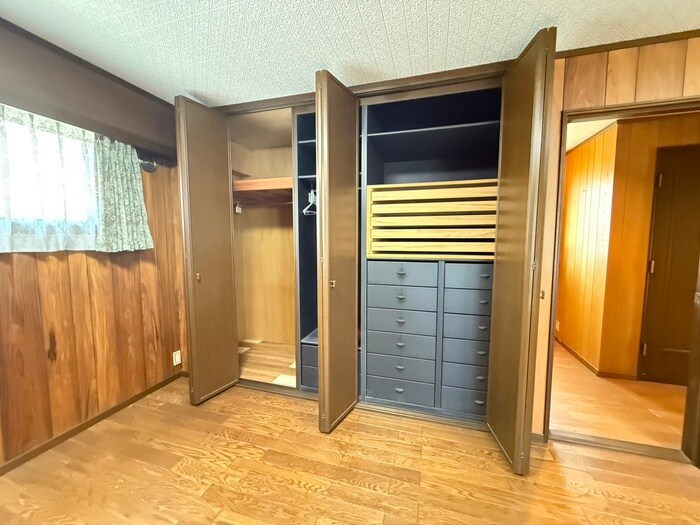 物件内観写真11　(収納)