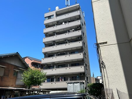 エクセルコジマ２外観写真
