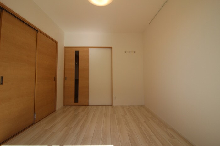 物件内観写真13　(居室)