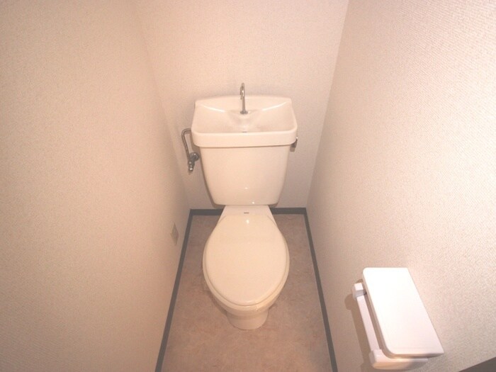 物件内観写真13　(トイレ)